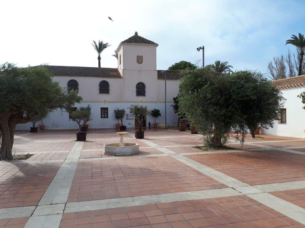 Hacienda Riqueleme Golf Resort Сусина Екстериор снимка