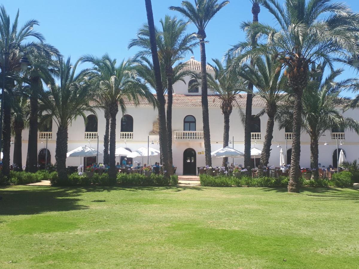 Hacienda Riqueleme Golf Resort Сусина Екстериор снимка