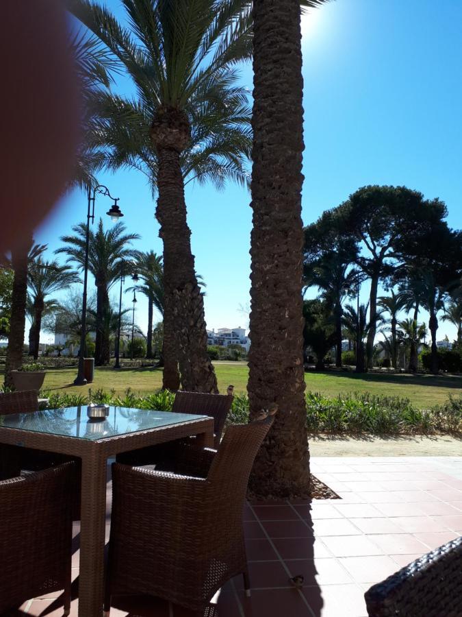 Hacienda Riqueleme Golf Resort Сусина Екстериор снимка